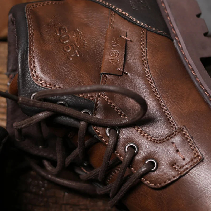 Enkellaarzen | Zwarte en bruine veterschoenen voor heren