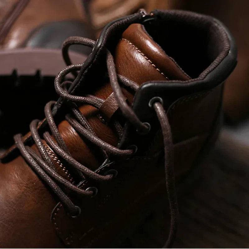 Enkellaarzen | Zwarte en bruine veterschoenen voor heren