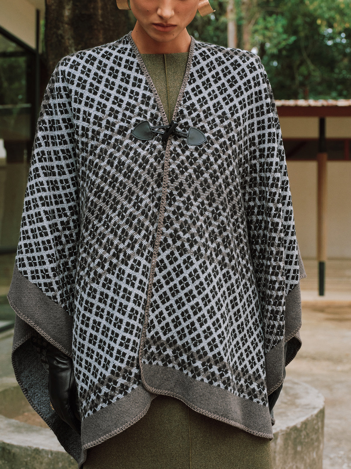 Gebreide Poncho | Elegant | Oversized | Poncho Cape | Dameskleding-Boutique Moda