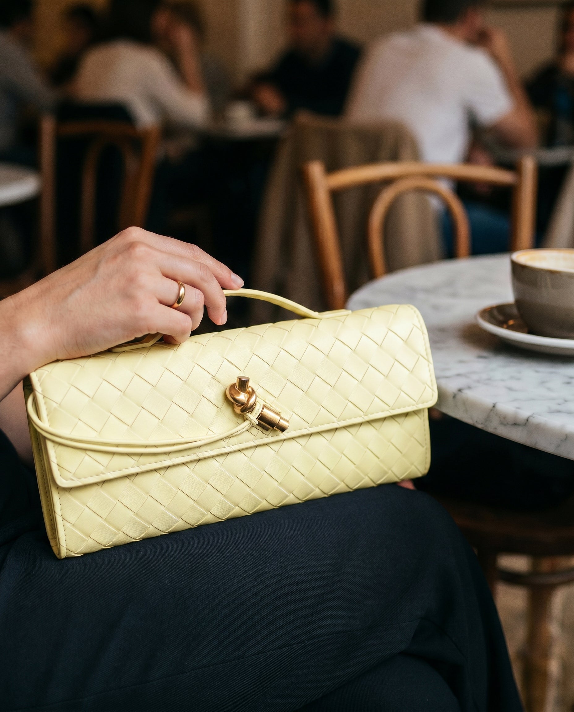 Schoudertas Dames – Gevlochten Kunstleren Clutch met Crossbody Band-Boutique Moda