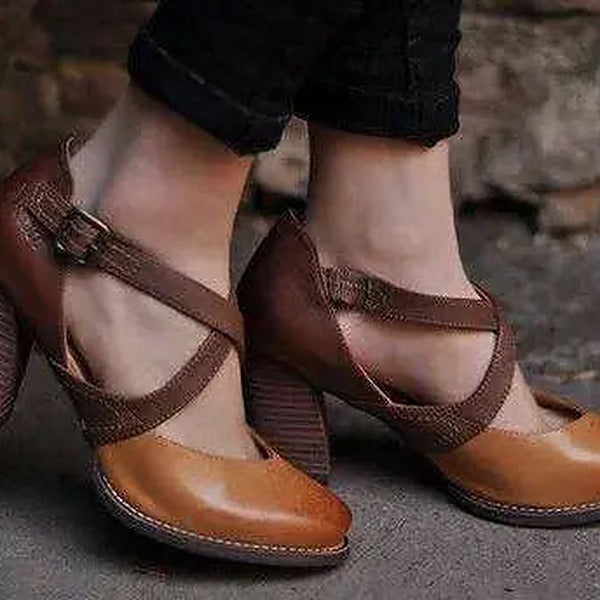 Hakken - Gesloten teen - Blokhak - Leren sandalen - Damessandalen-Boutique Moda