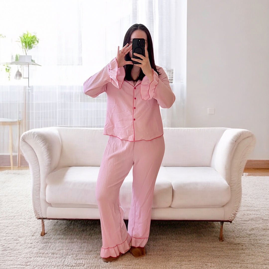 Roze pyjamaset met ruches 1