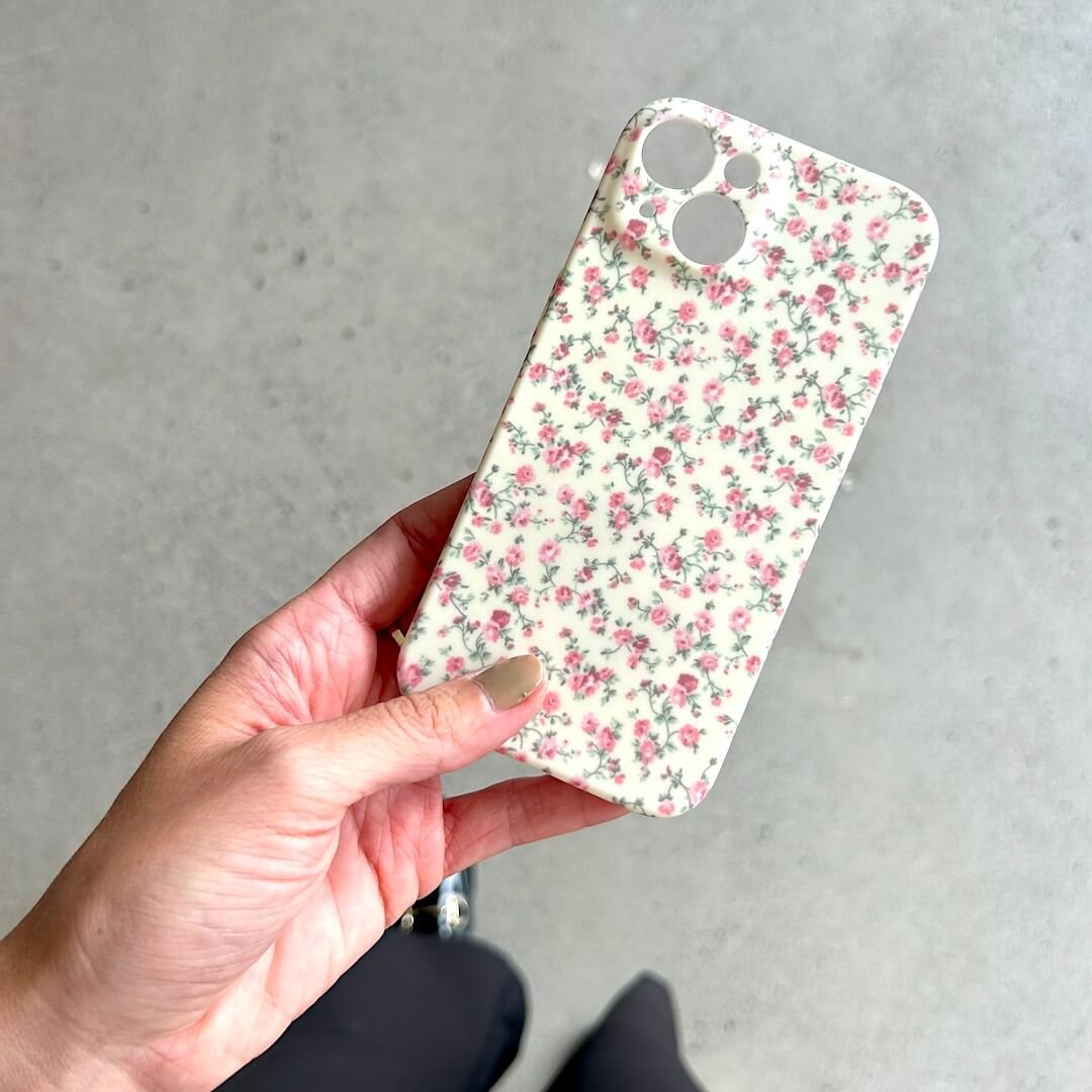iPhone hoesje met bloemetjes 3