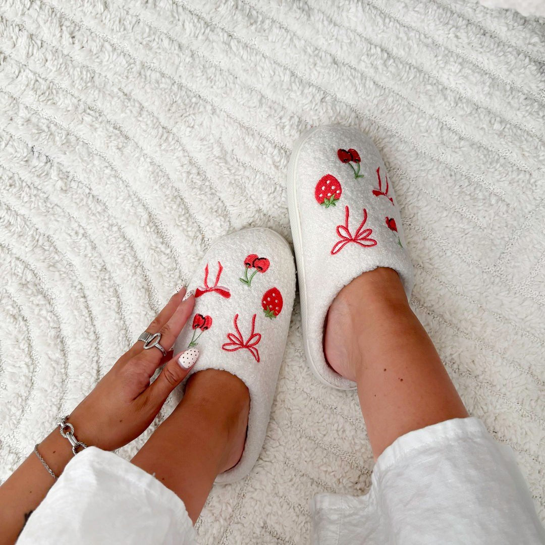 Sloffen Dames | Pluche Aardbei en Kers | Geborduurd Antislip-Boutique Moda