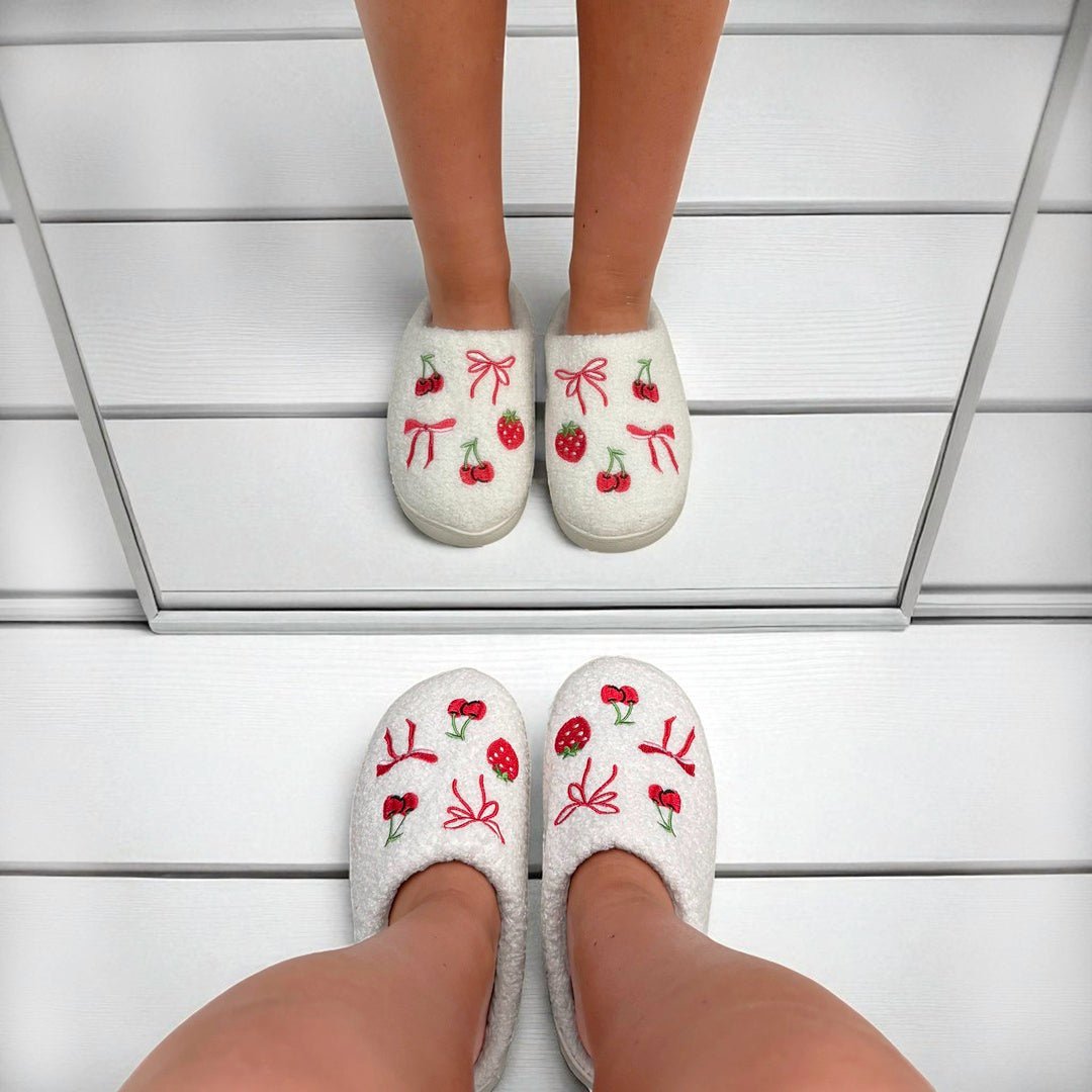 Sloffen Dames | Pluche Aardbei en Kers | Geborduurd Antislip-Boutique Moda