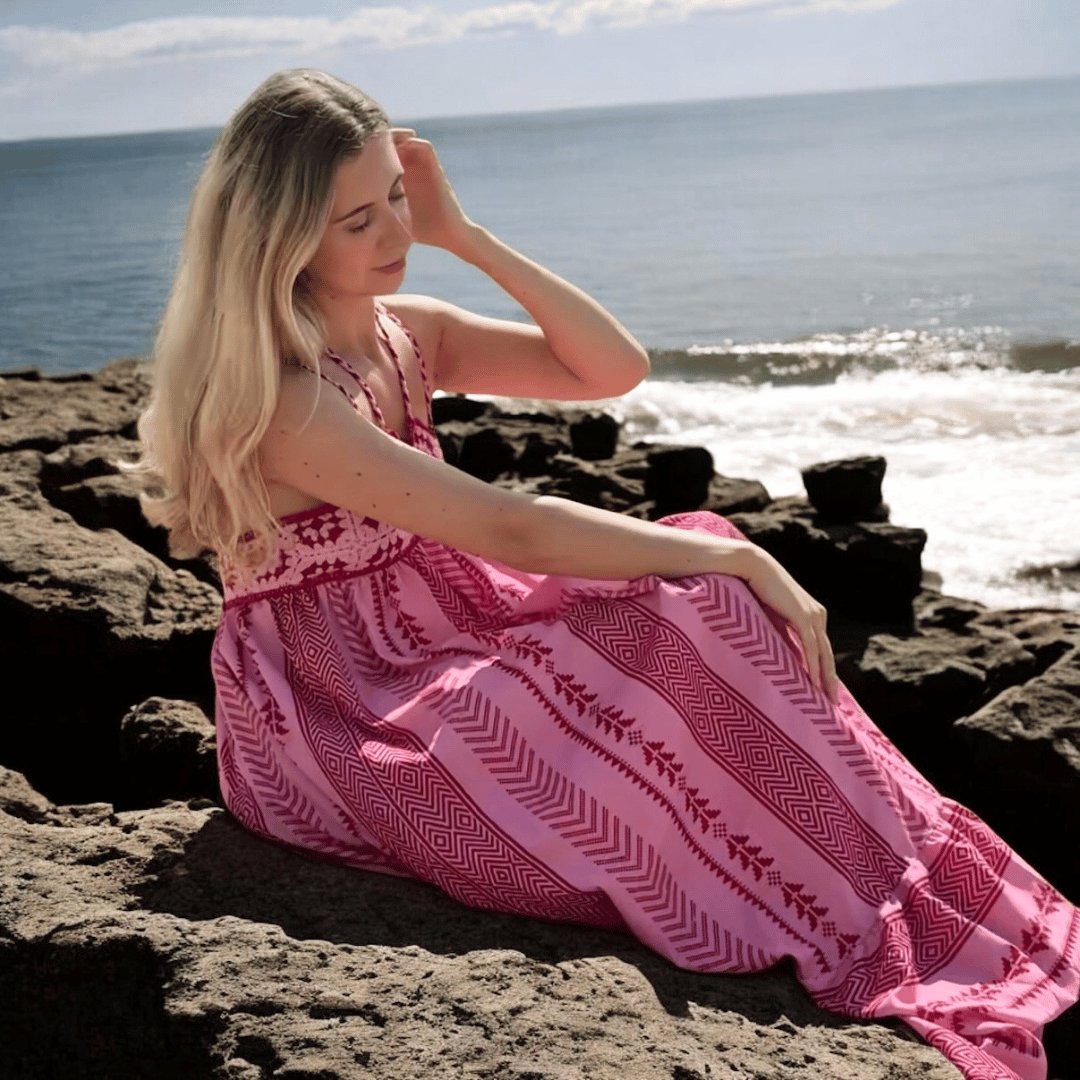 Lange Jurk Dames | Spaghettibandjes | Ingeweven Motief Roze-Boutique Moda