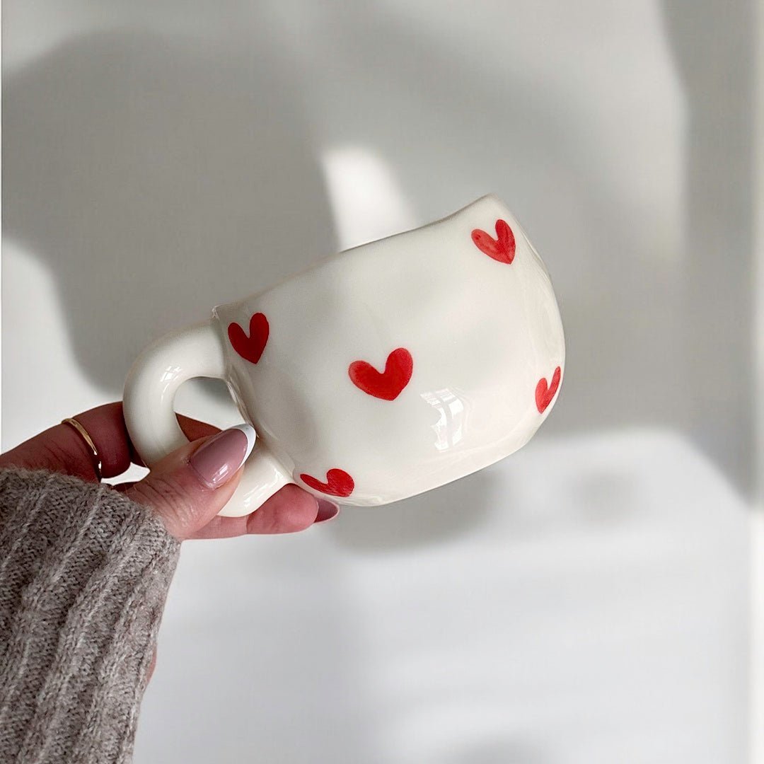 Keramiek koffiekopje met hartjes 1