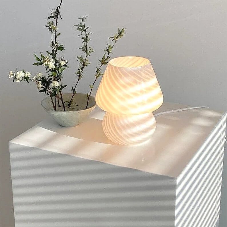 Paddenstoellamp van gedraaid glas 9