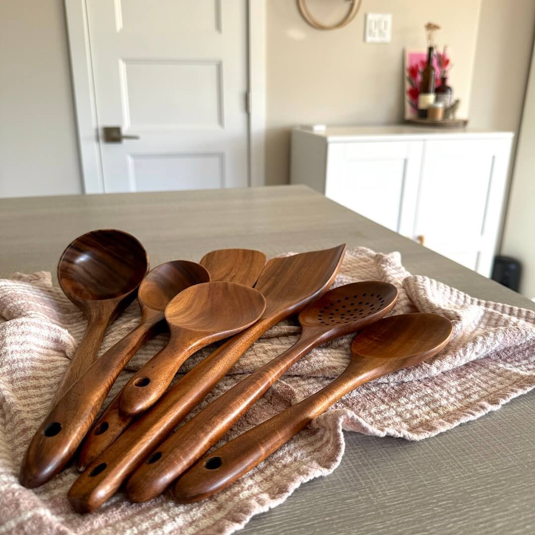 Houten keukengerei set van zeven 4