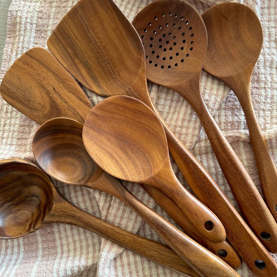 Houten keukengerei set van zeven 5