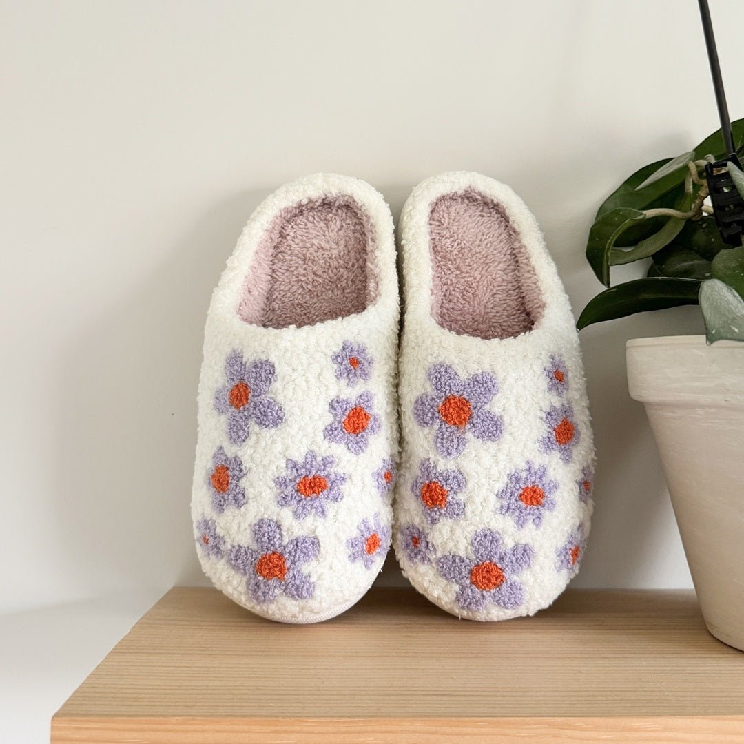 Sloffen met paarse bloemen 4