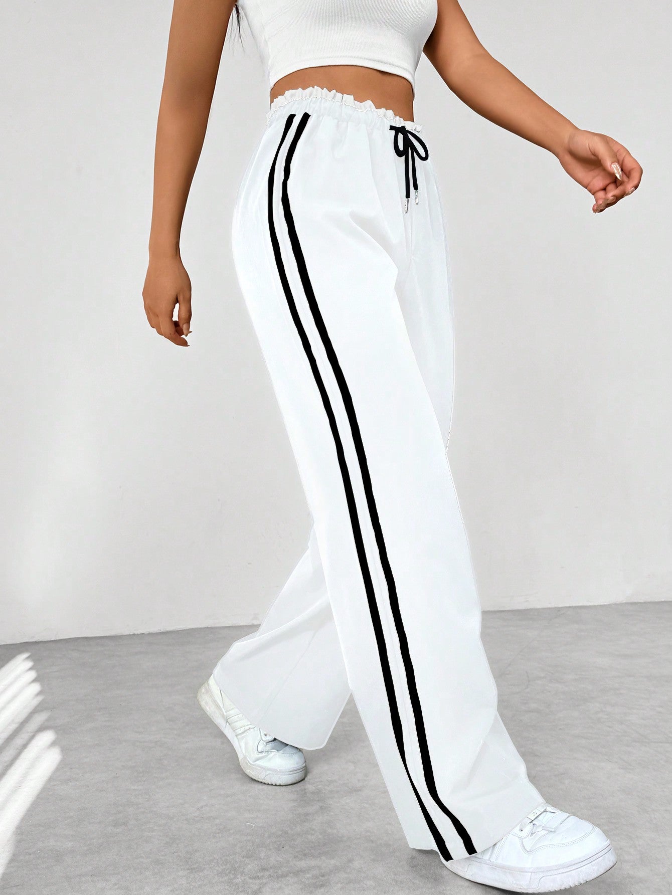 Joggers met wijde pijpen - Gestreept - Koord - Sweatbroek met wijde pijpen - Dames trainingsbroek-Boutique Moda