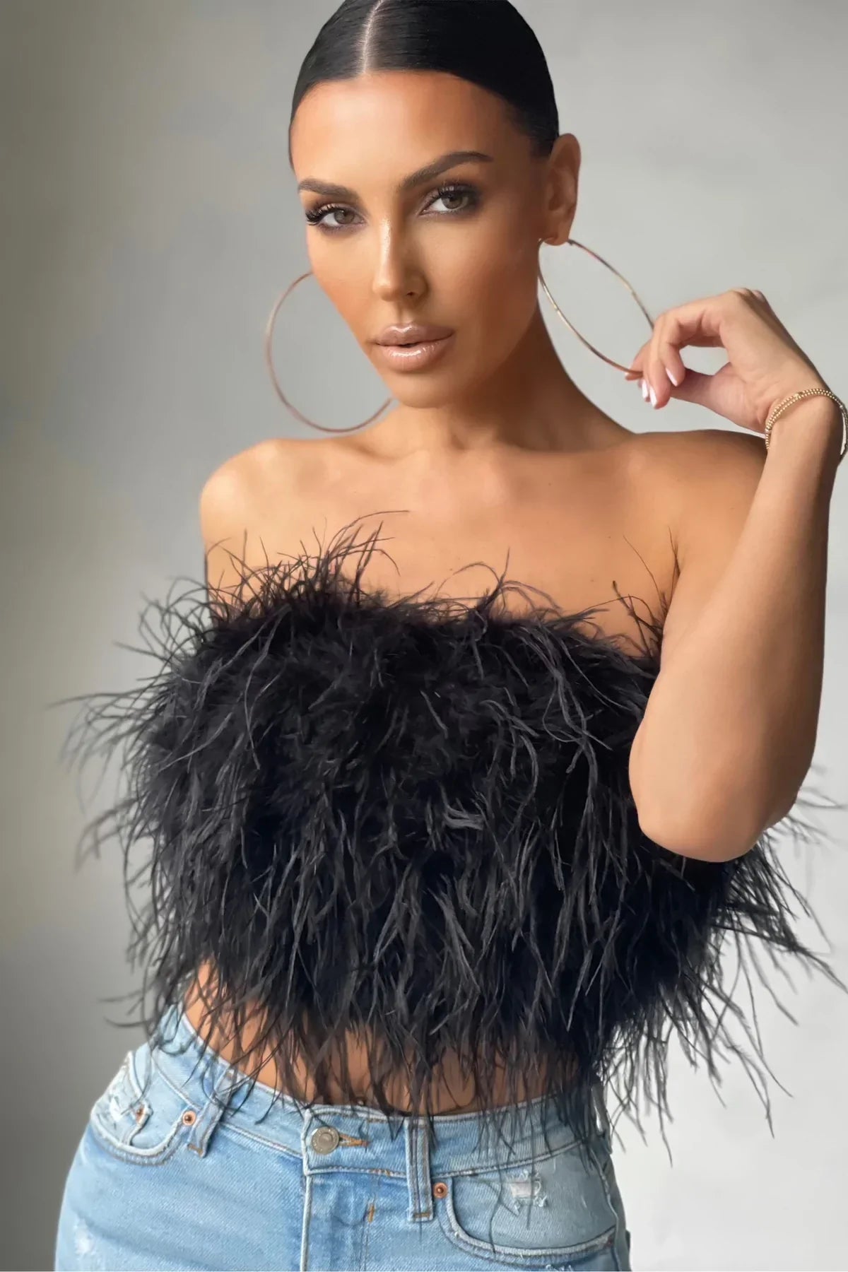 Katrine Feather Top | Stijlvolle veren crop top is een toptrend dit jaar-Boutique Moda