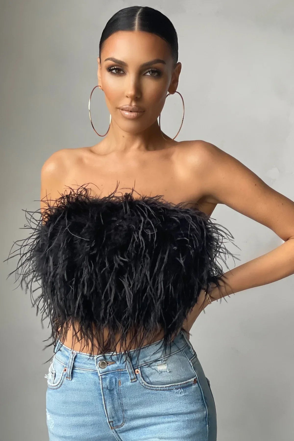 Katrine Feather Top | Stijlvolle veren crop top is een toptrend dit jaar-Boutique Moda