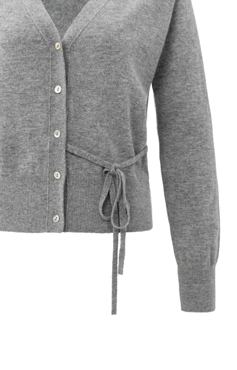 Knoopje-up vest | Stropdas taille | Grijs | Gebreid vest | Damesbreigoed-Boutique Moda