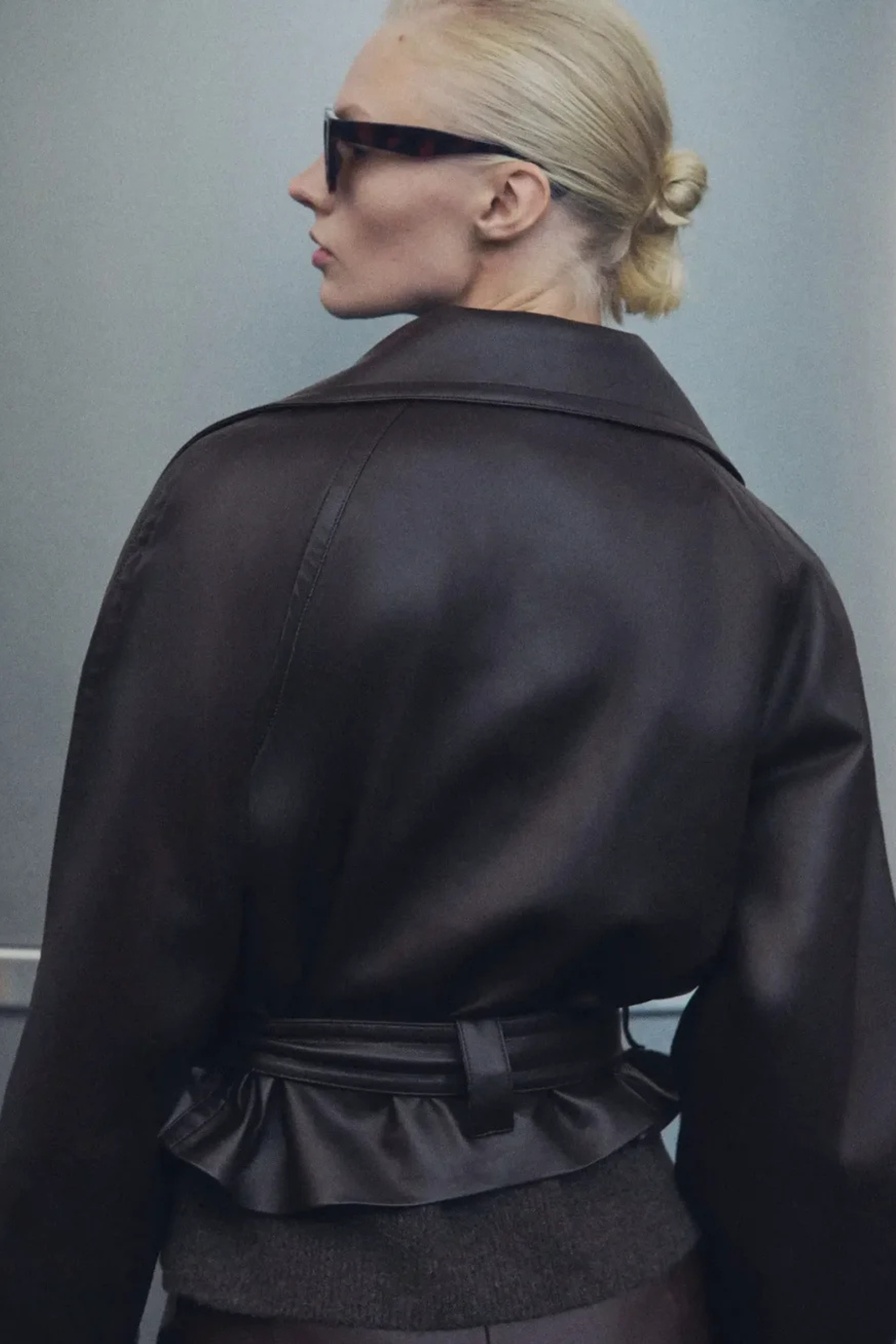 Kunstleren Jas - Dubbelrijig - Riem - Korte leren jas - Damesjas-Boutique Moda