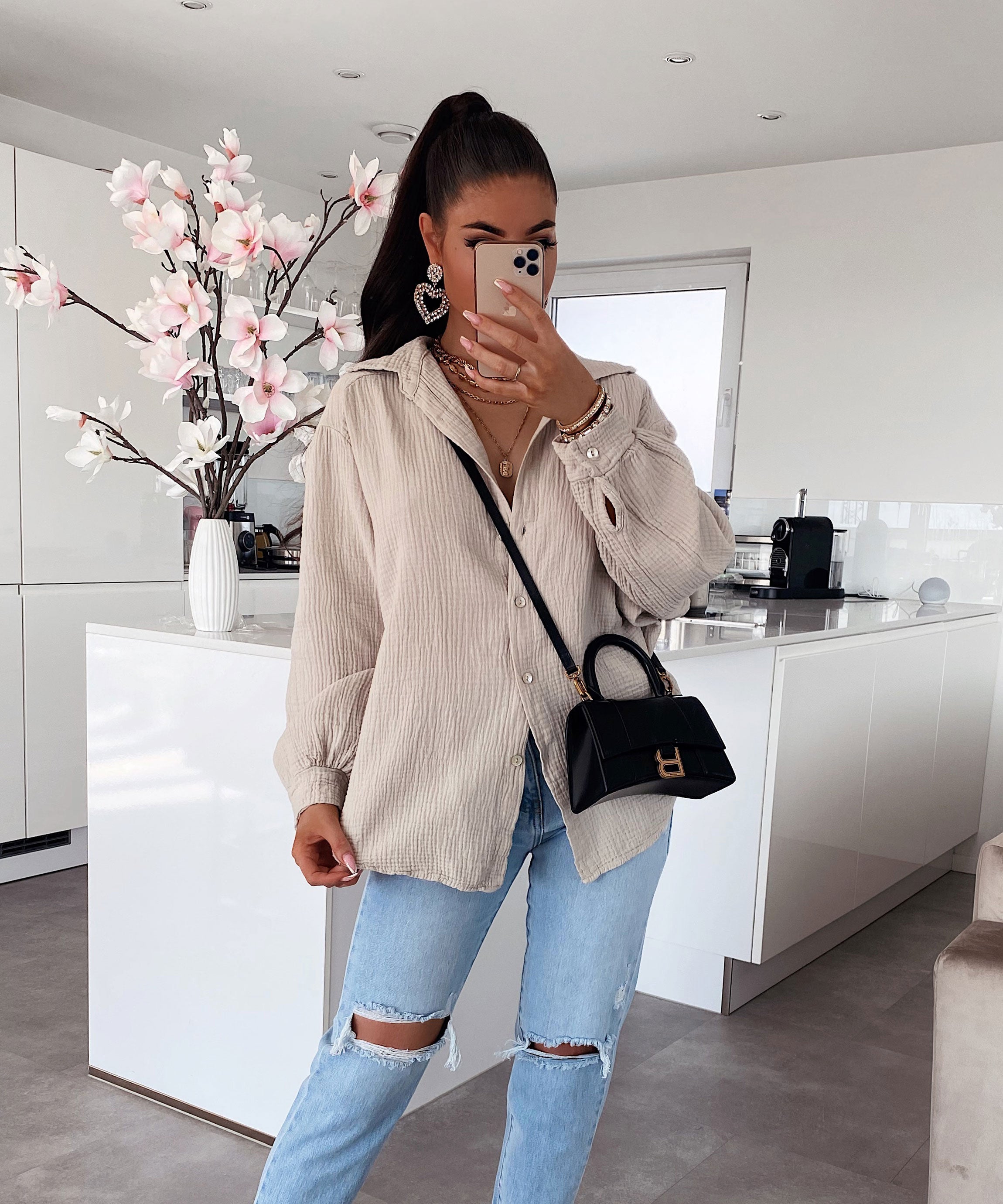 Linnen blouse - Dameshemd met lange mouwen en oversized knoopsluiting-Boutique Moda
