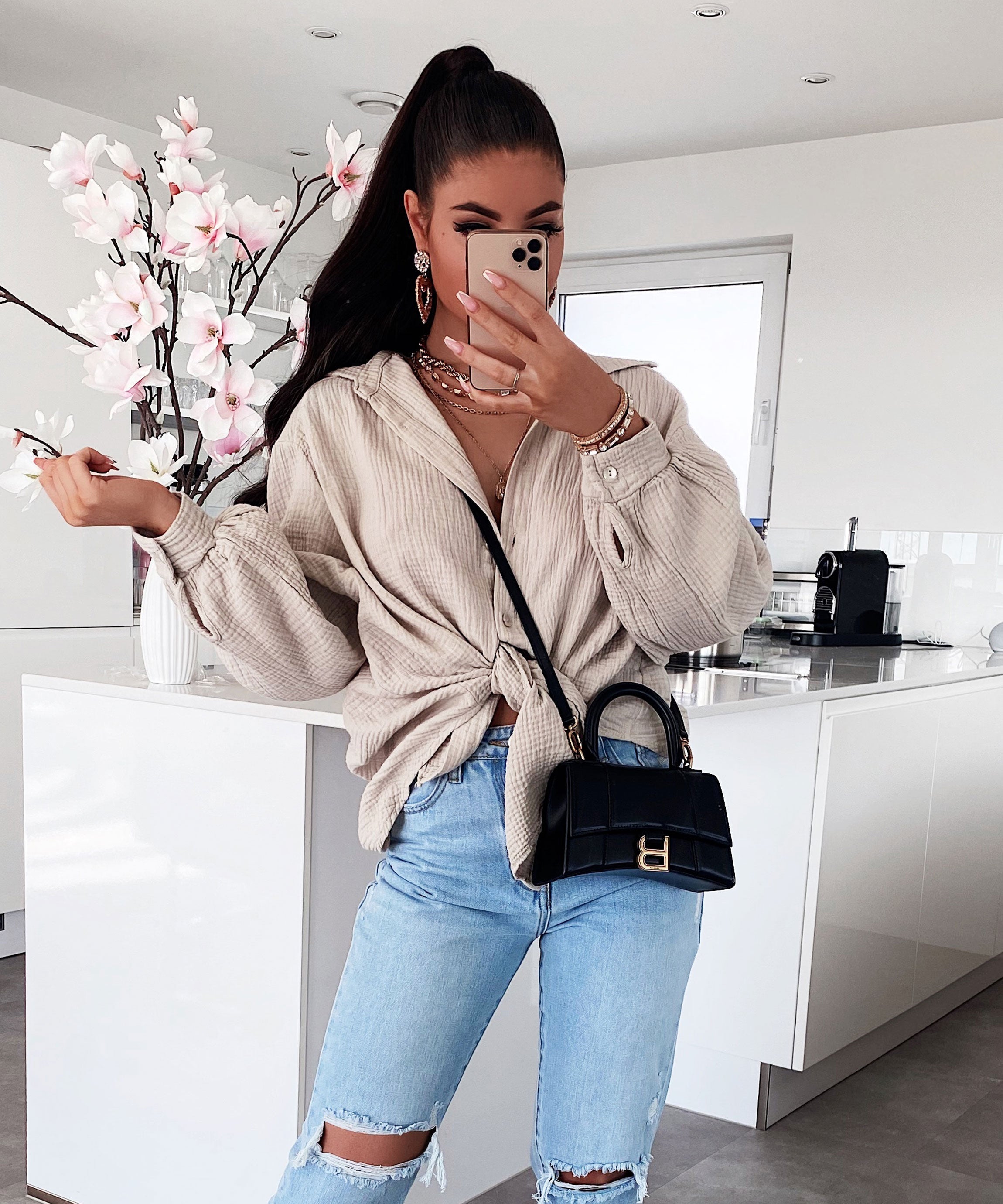 Linnen blouse - Dameshemd met lange mouwen en oversized knoopsluiting-Boutique Moda