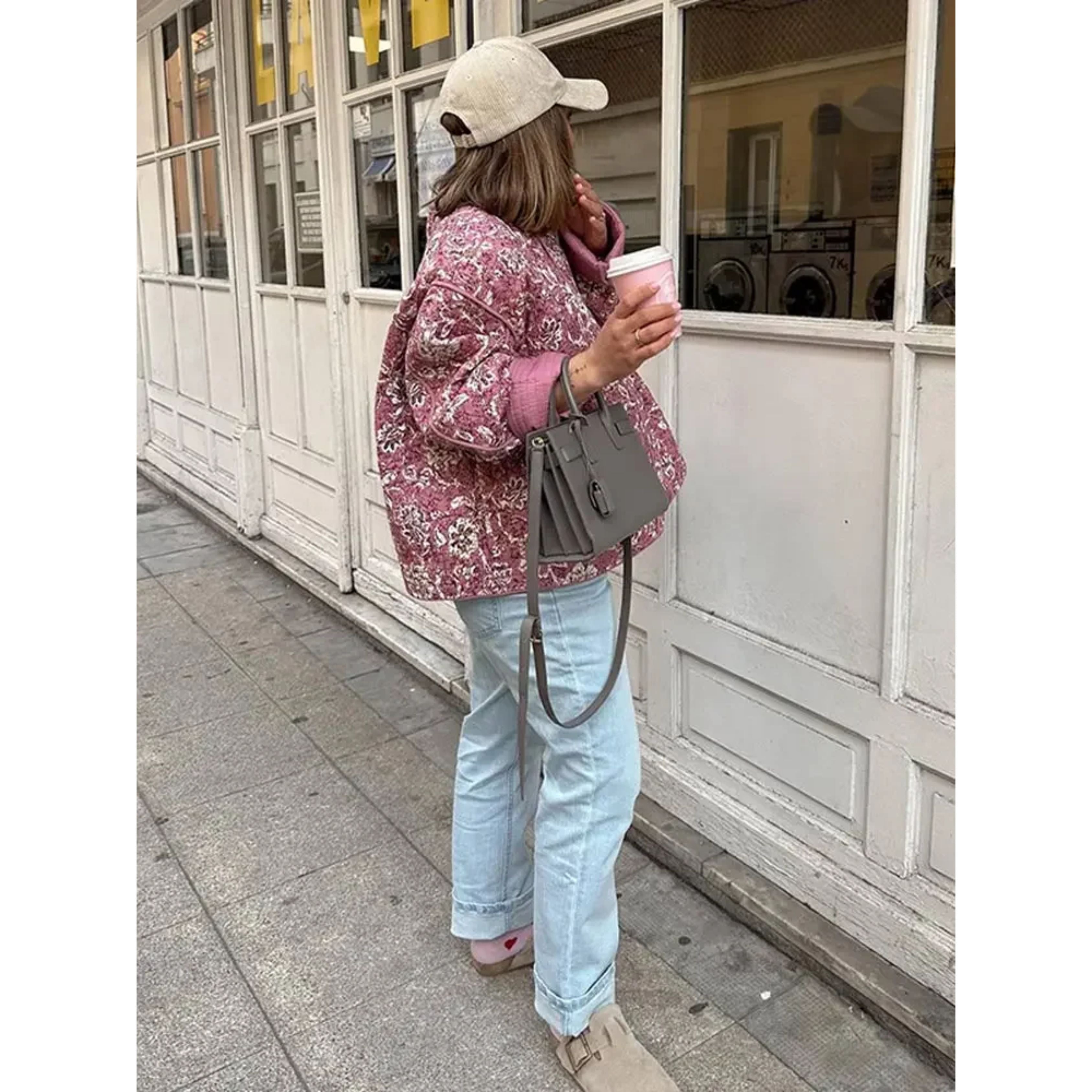 Oversized Jas - Dames jas met bloemenprint in roze, dun gewatteerd-Boutique Moda