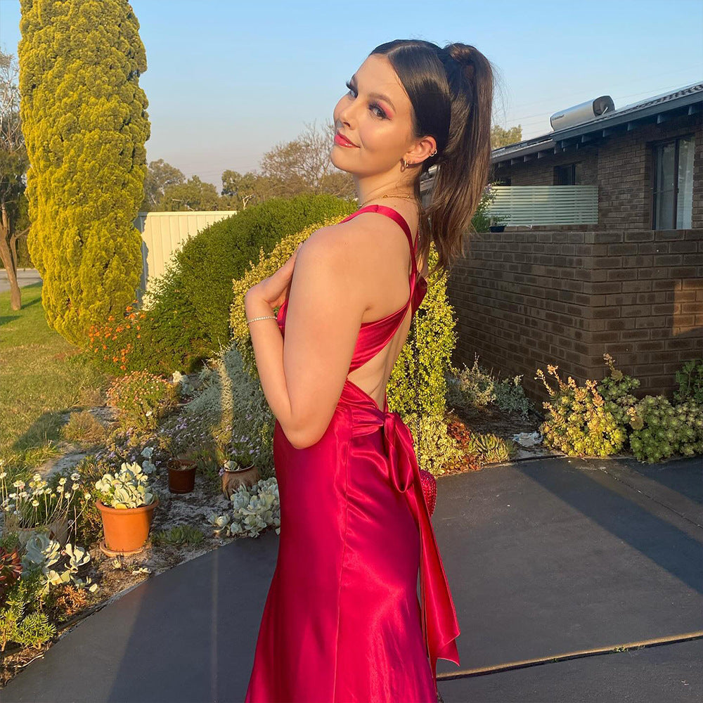 Satijnen Maxi Jurk - Elegante Vrouwenjurk met V-Hals en Rugloze Party Dress-Boutique Moda