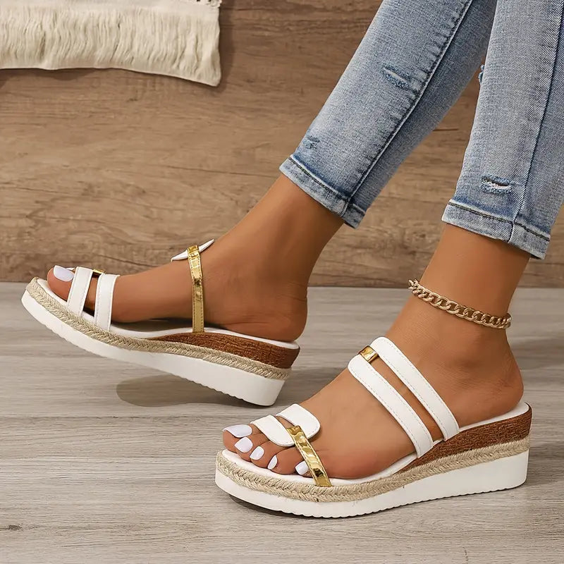 Witte sandalen, Wig, Slip On, Plateau sandalen, Schoenen voor de zomer-Boutique Moda