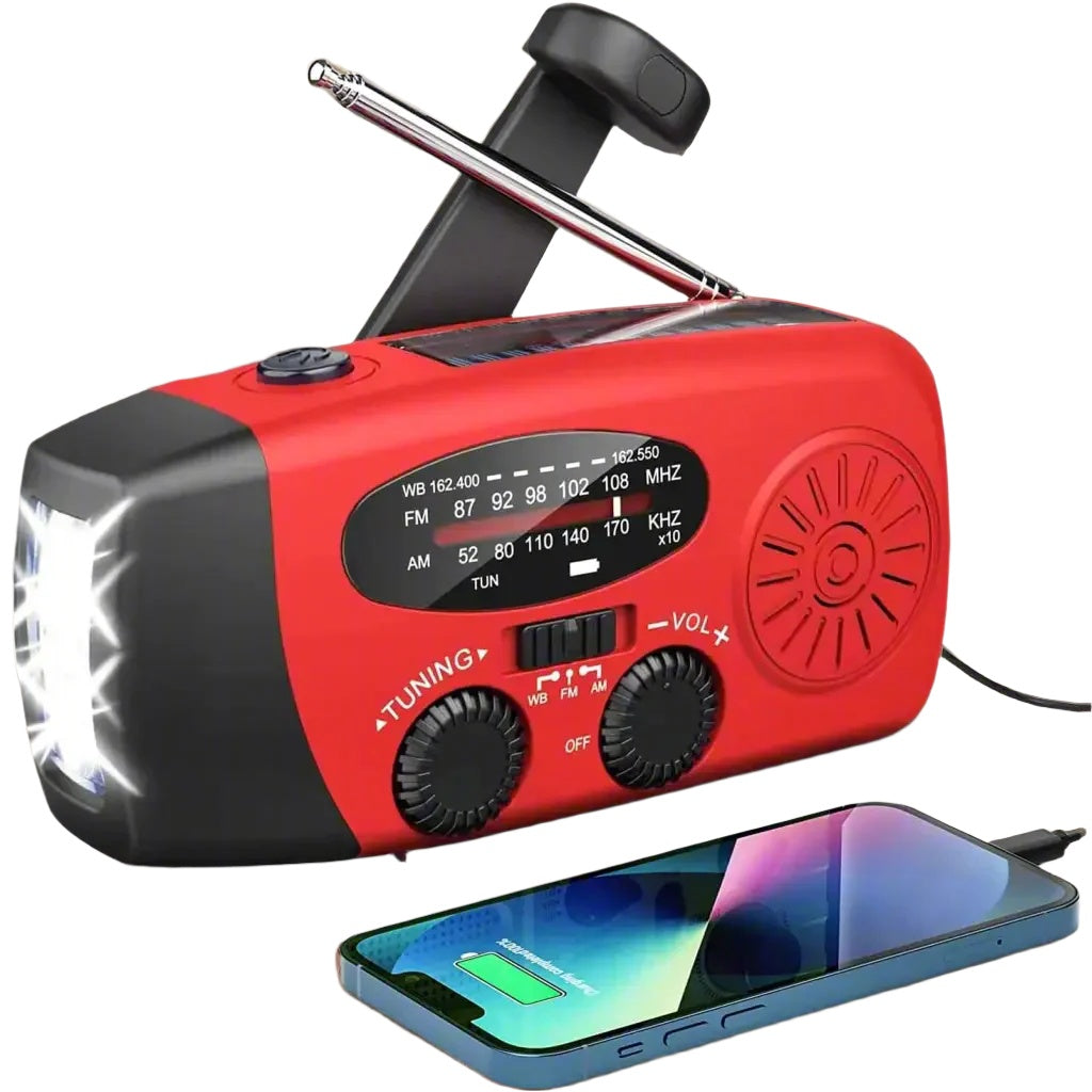 Rode noodradio met zaklamp, antenne en slinger naast smartphone | Boutique Moda