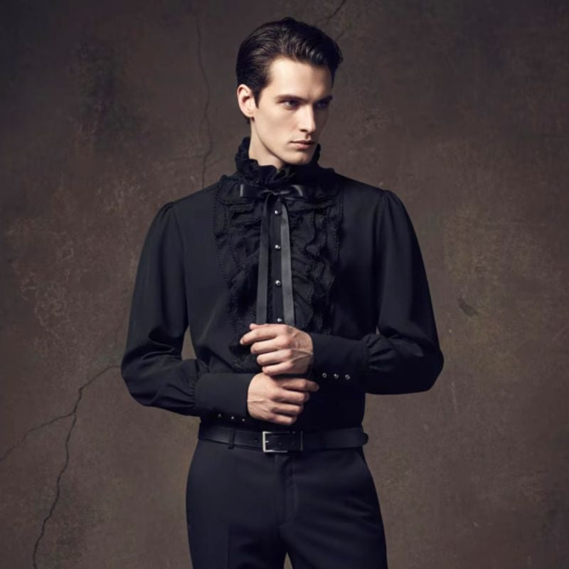 Zwart overhemd met ruches en strik, gedragen door man | Boutique Moda