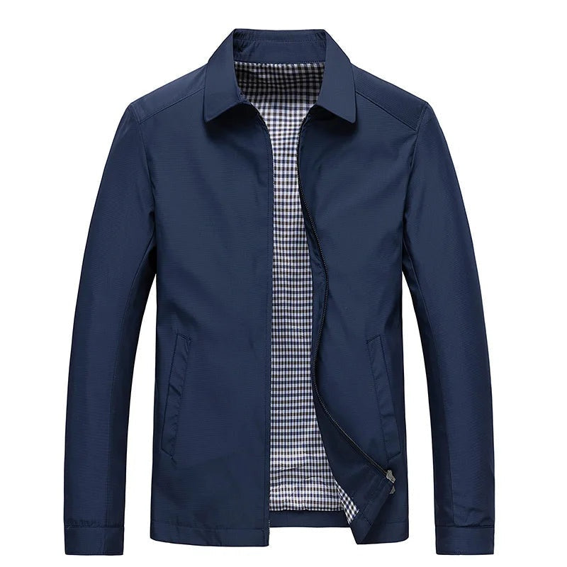 Marineblauw heren jasje met geruite voering, op onzichtbare paspop getoond | Boutique Moda