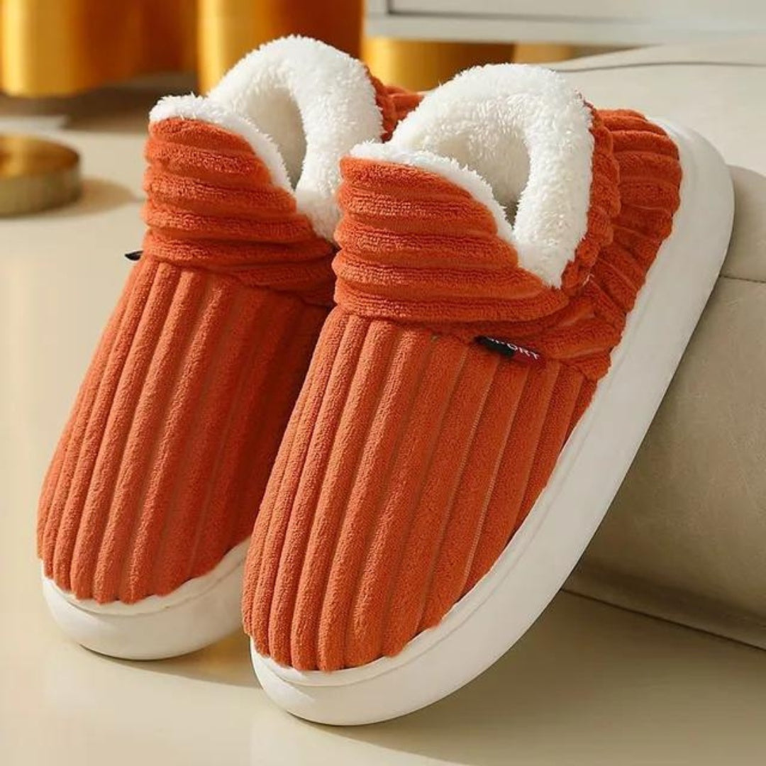 Oranje ribstof pantoffels met wit pluche voering, los gefotografeerd | Boutique Moda