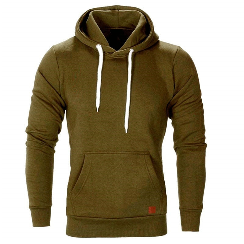 Olijfgroene hoodie met capuchon en koordjes, los opgehangen getoond | Boutique Moda