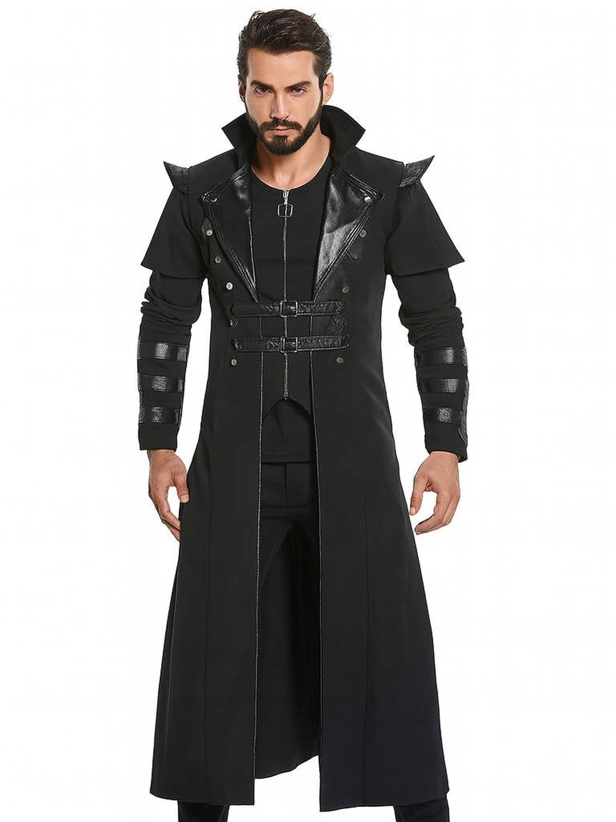 Man in een lange zwarte gothic steampunk jas