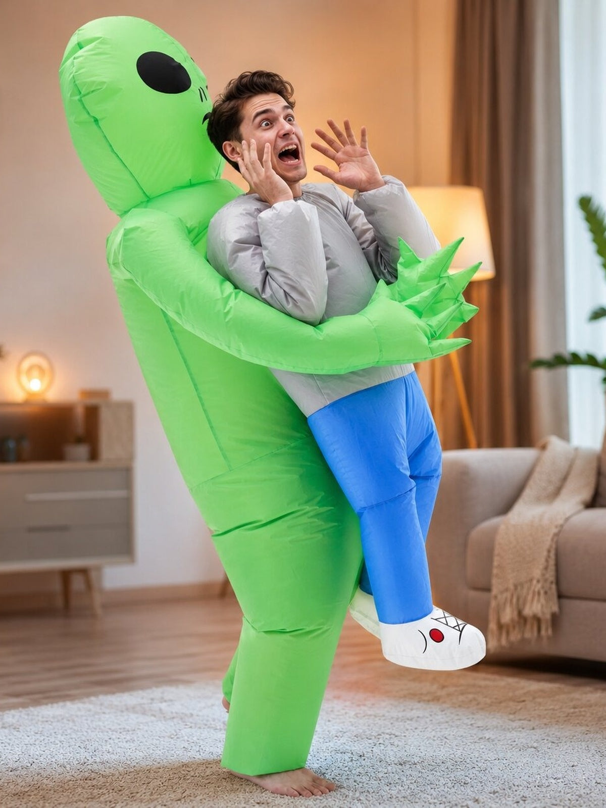 Opblaasbaar alien kostuum binnen