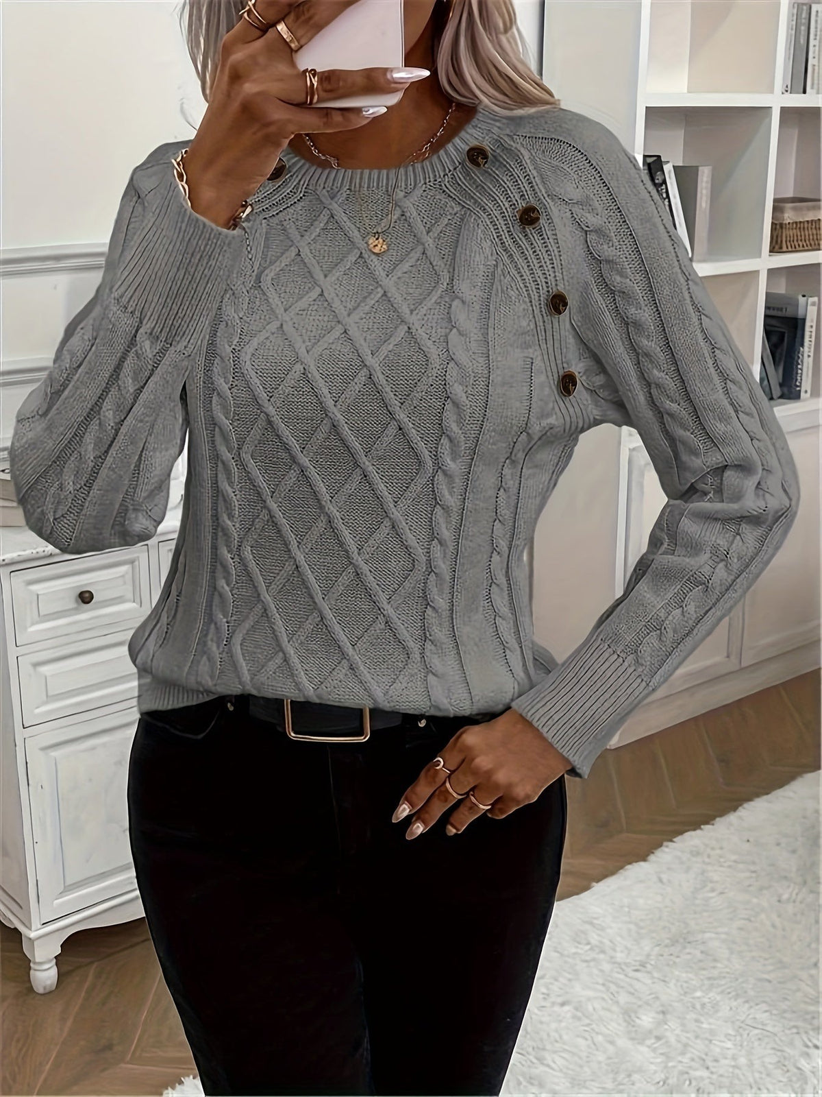 Kabeltrui Dames | Ronde Hals | Sierknopen op de Schouder | Raglanmouwen-Boutique Moda