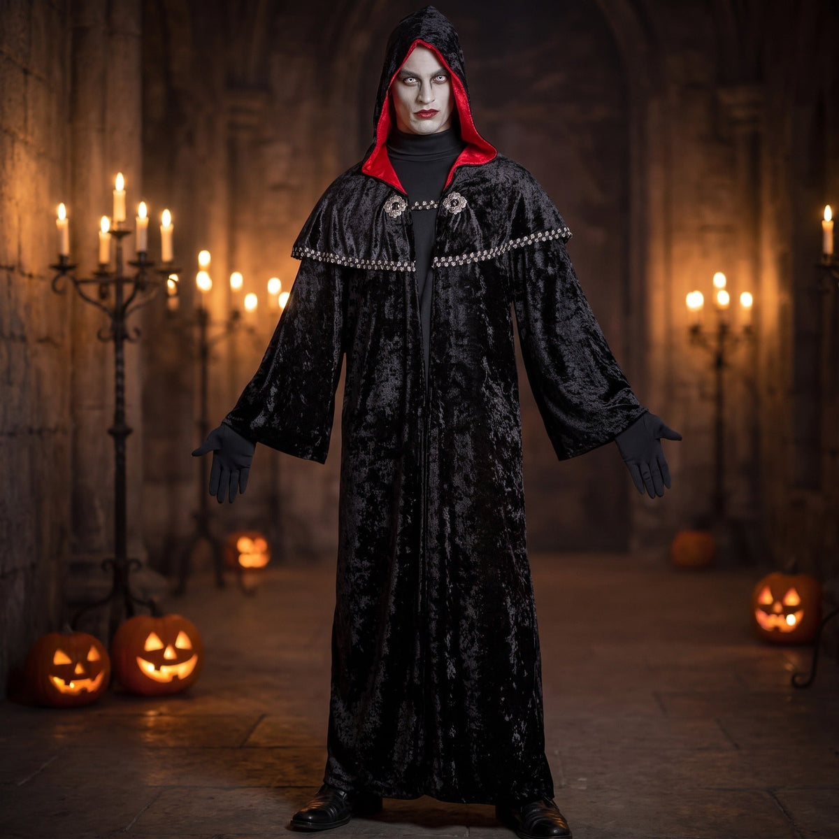 Gothic Graaf Gewaad | Capuchon | Schoudercape | Medaillons