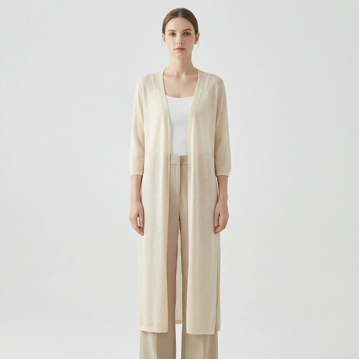 Lang, luchtig open damesvest in crème | Boutique Moda