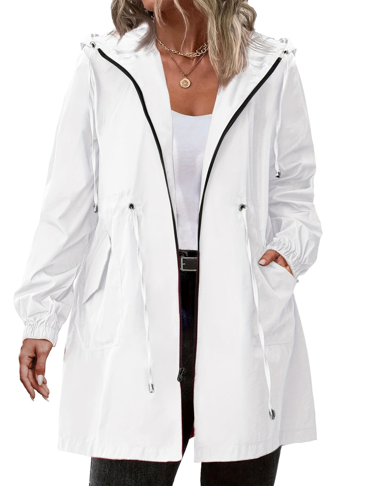 Regenjas in wit met capuchon en taillekoord | Boutique Moda