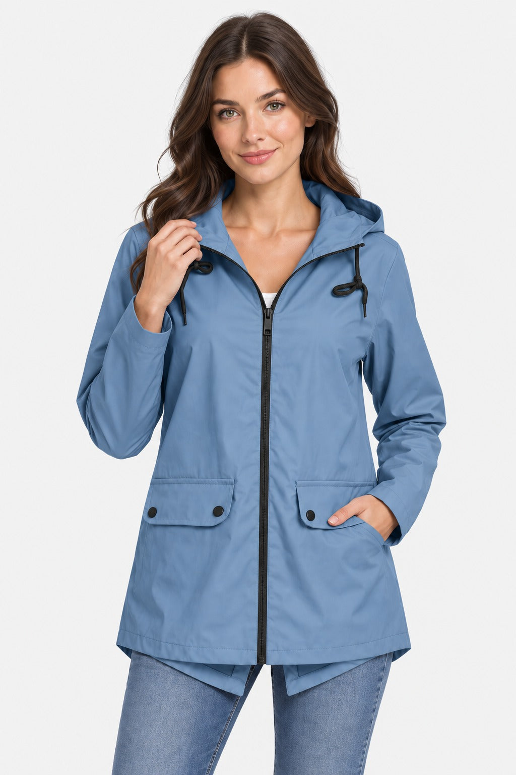 Blauwe lichte regenjas met capuchon en klepzakken | Boutique Moda