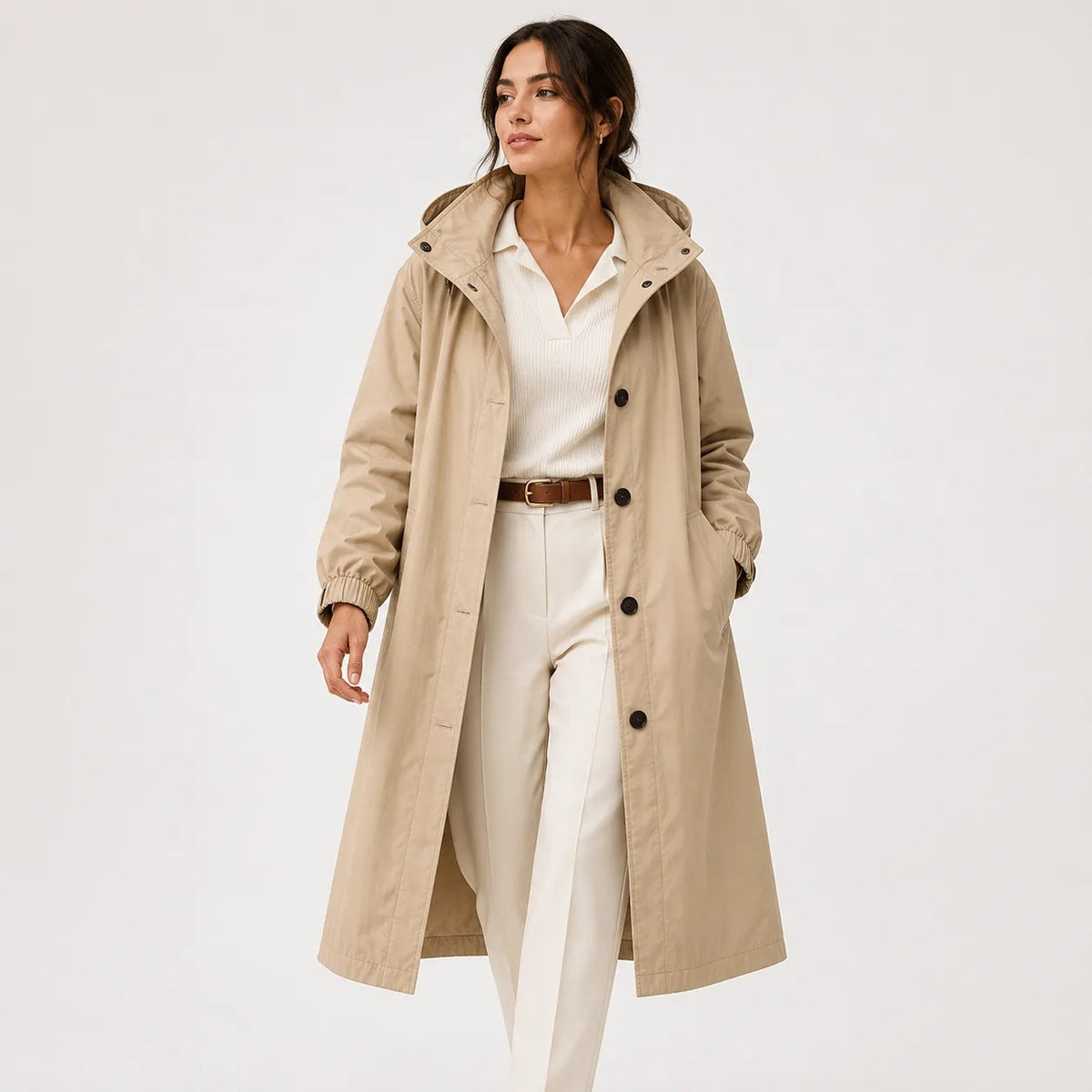 Lange regenjas in khaki met capuchon en knoopsluiting | Boutique Moda
