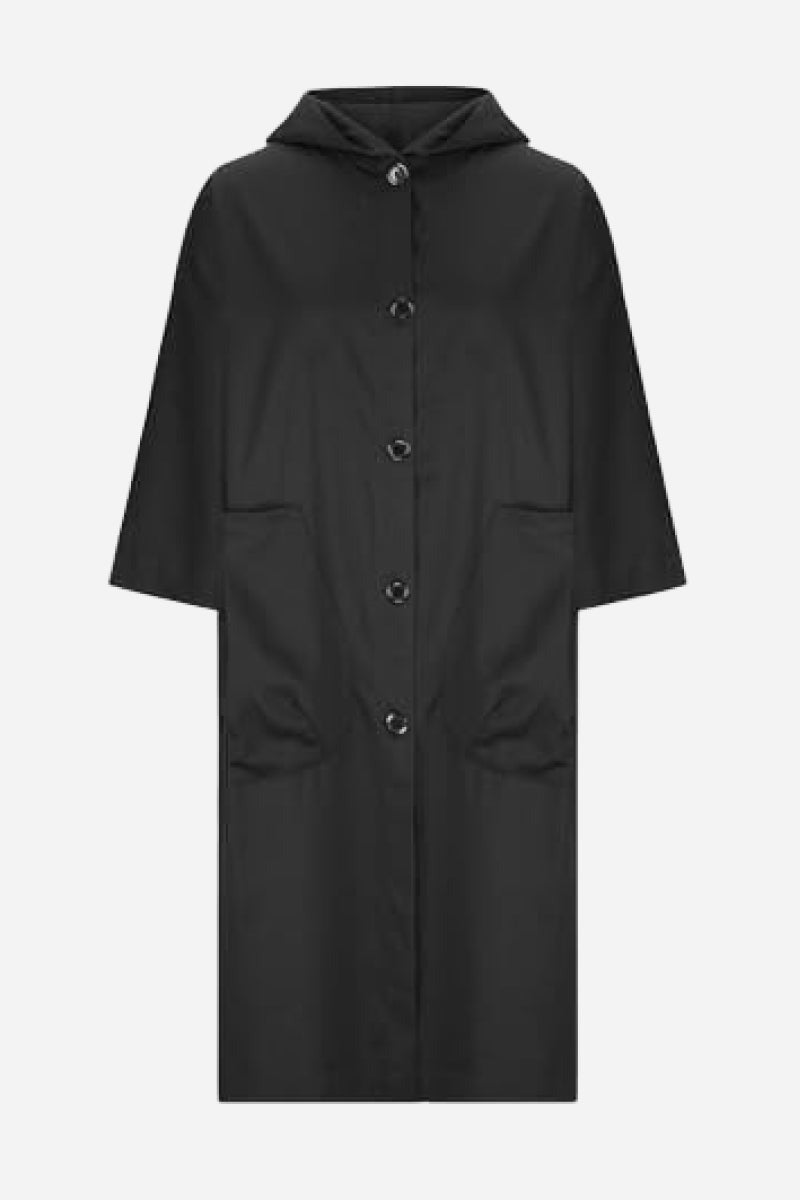 Zwarte oversized jas met capuchon, plat neergelegd | Boutique Moda