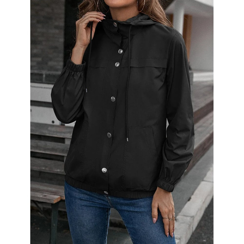 Zwart windjack met capuchon en zilveren drukknopen | Boutique Moda