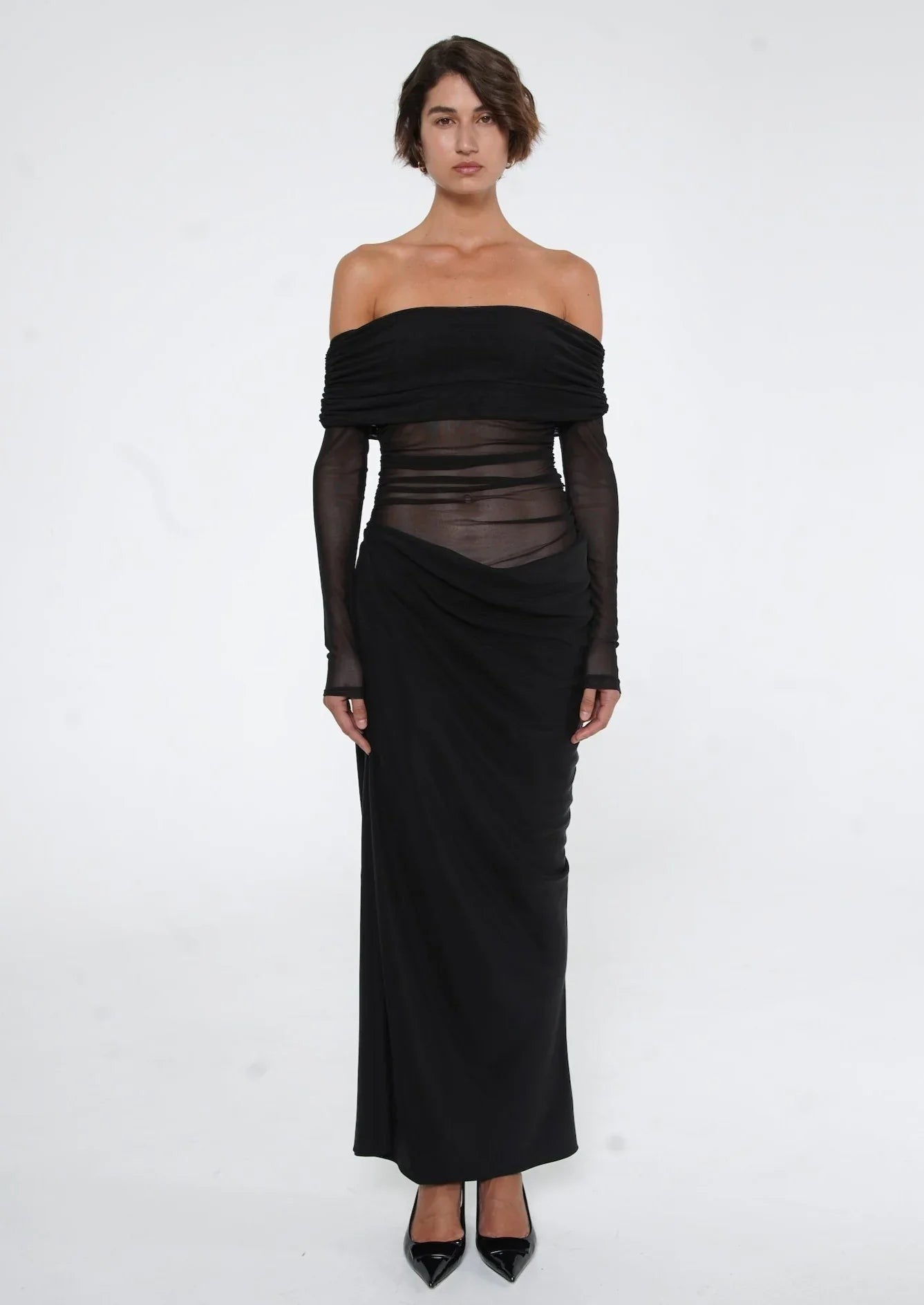 Off shoulder maxi jurk met cut out en mesh