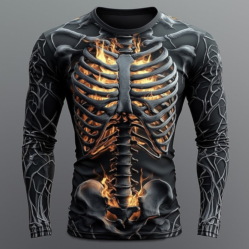 Longsleeve met skelet- en vlammenprint, gedragen door een man, close-up torso | Boutique Moda