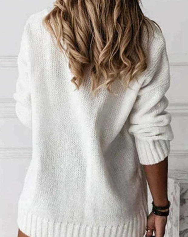 Witte oversized trui met V-hals, achteraanzicht